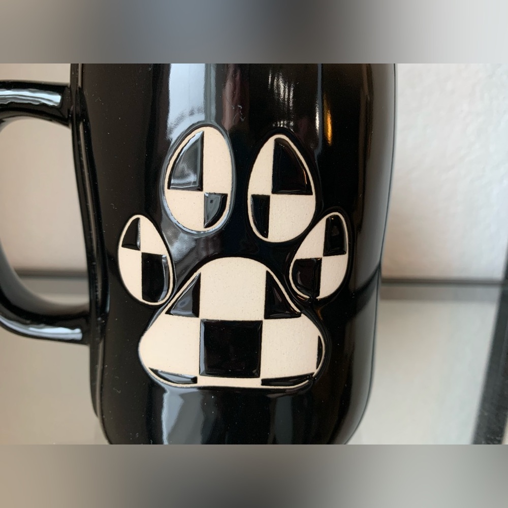 NEW Rae Dunn DOG DAD Black & White Checkered Flag Paw Print Father’s Day Mug Cup - Picture 8 of 9